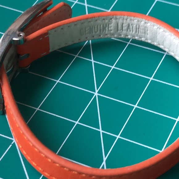 Orange Silver Genuine Leather Buckle belt-style Thin Bracelet adjustable - Picture 3 of 5